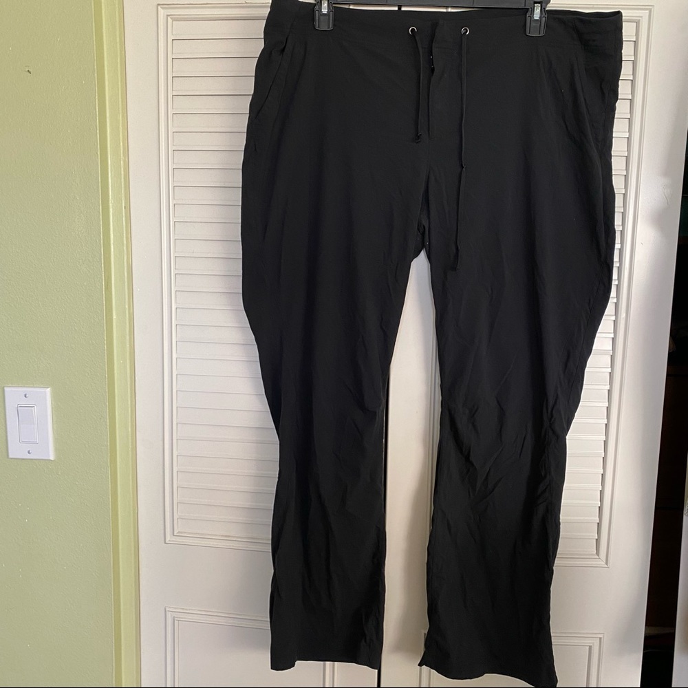 Columbia Omni-Shield Advanced Repellency Pants size 18 - Black